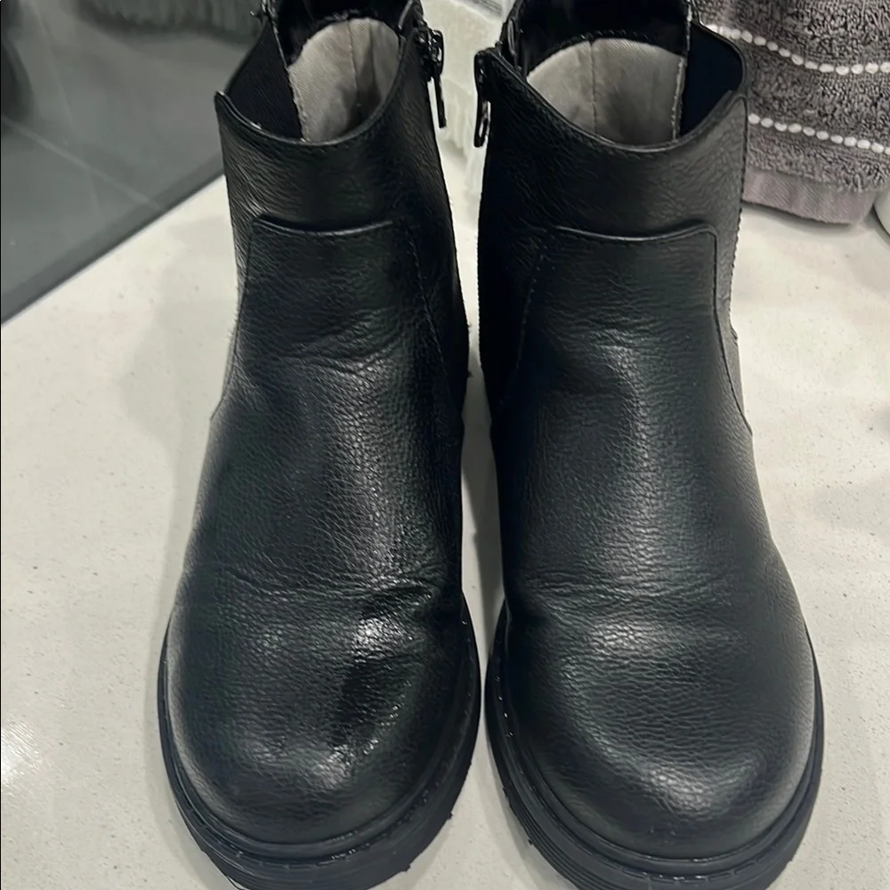 Cat & Jack Black Kids Boots